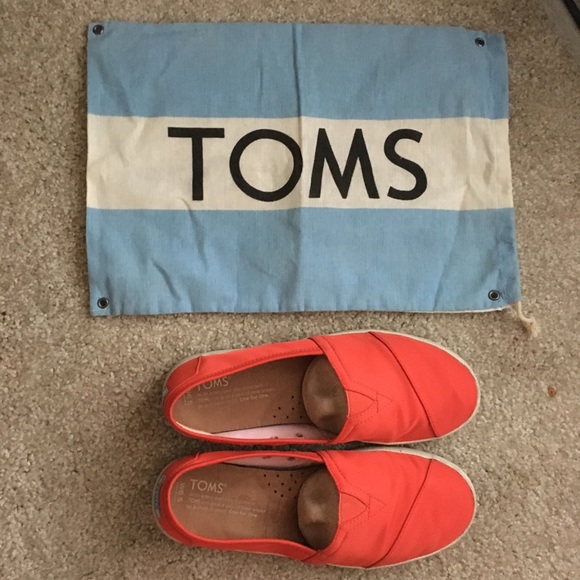 Toms Drawstring Bag - Picture 3 of 3